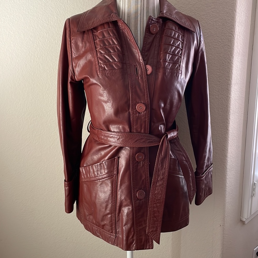 Vintage Genuine Leather Burgundy Red Coat/Jacket size 9/10